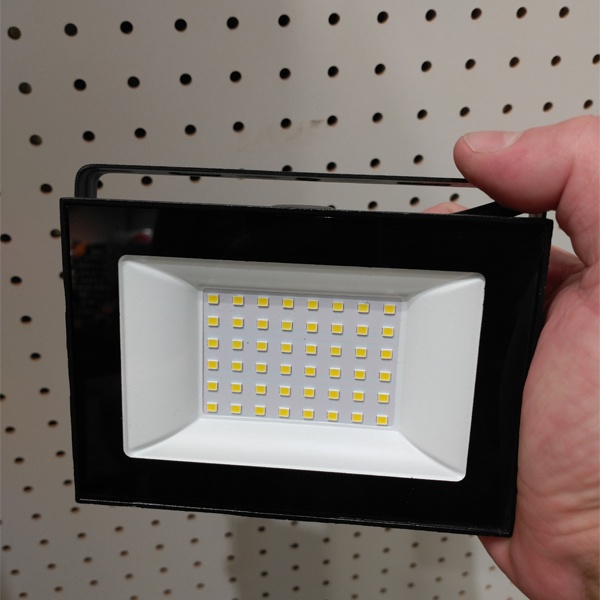 Прожектор светодиодный FL-LED Light-PAD 50Вт Foton lighting, черного цвета