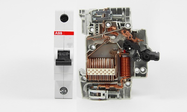 Автоматические выключатели ABB серии S200 6кА с характеристикой B (автоматы до 63A)