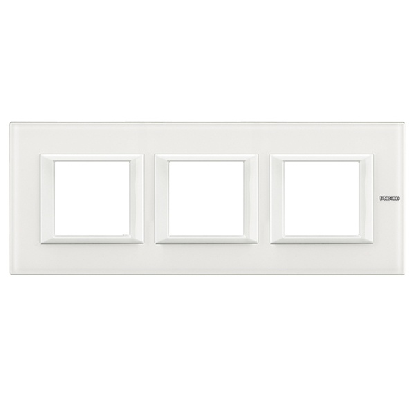 Рамка 3-ая горизонтальный монтаж Axolute Bticino Белое стекло