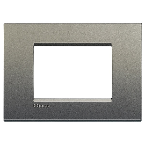 Рамка прямоугольная LivingLight 3 модуля, цвет Серый шелк Bticino