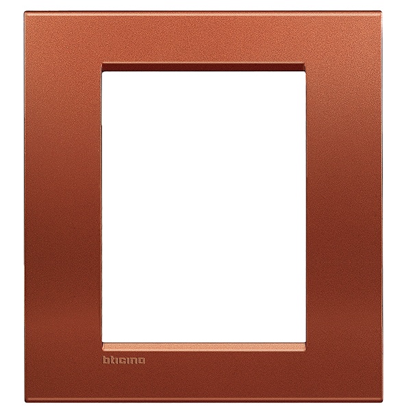 Рамка прямоугольная LivingLight 3+3 модуля, цвет Красный шелк Bticino