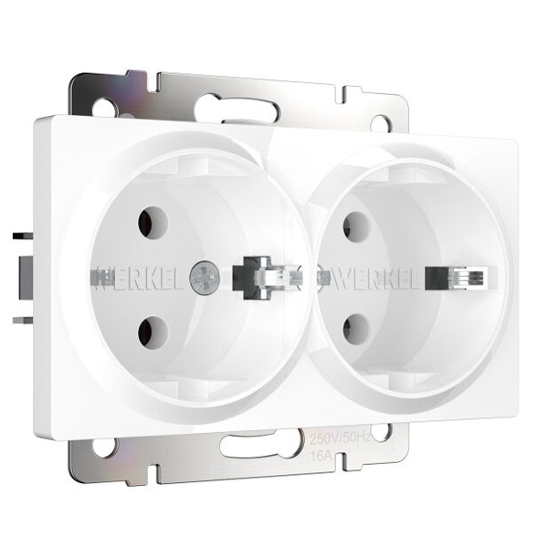 Розетка двойная с заземлением Werkel белый