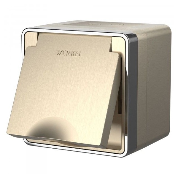 Розетка накладная влагозащищенная с заземлением с крышкой и шторками IP44 Werkel Gallant шампань риф