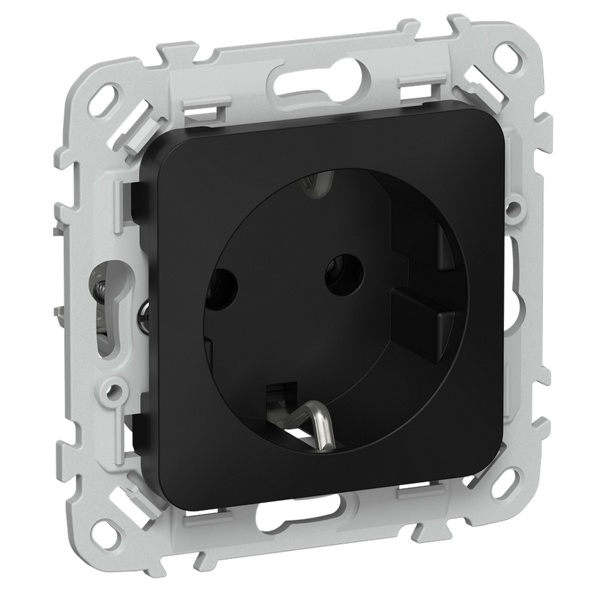 Розетка с заземлением ИЭК FLITE РС11-1-ФлЧ 16А автозажим черный