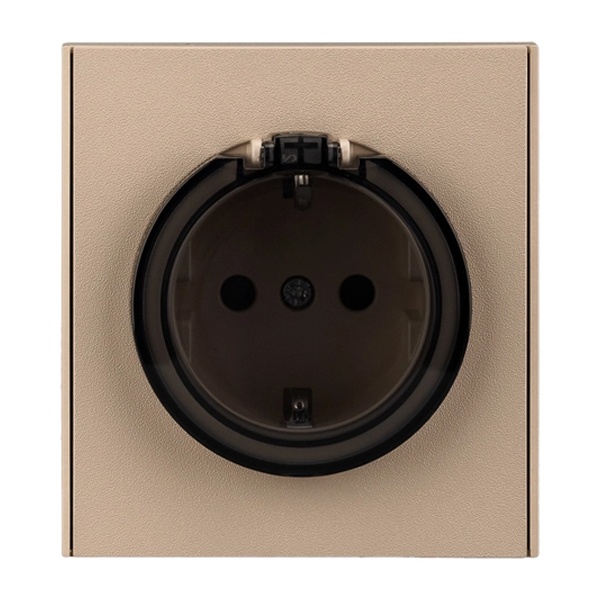 Розетка с заземлением Kranz Miele Strong 16А со шторками и крышкой с рамкой шелк