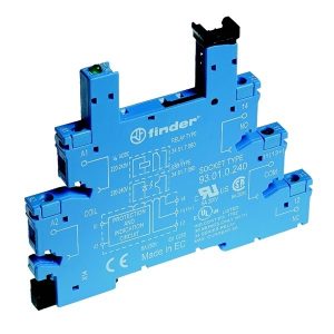 Розетка Finder 93.01.0.240 с винтовыми клеммами для реле 34,51,34.81 6А 230AC/DC (с зажимной клетью)