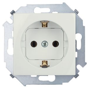 Розетка с заземлением Simon 15 Schuko 16А 250В винтовой зажим, слоновая кость (бежевый)