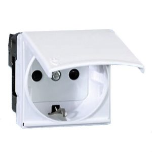 Розетка Simon 27 2P+E с откидной крышкой IP40 с защитными шторками широкий модуль, белый