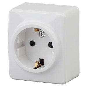 Накладная розетка ЭРА Эксперт 2P+E Schuko со шторками 16A-250В IP20 белый 11-2204-01