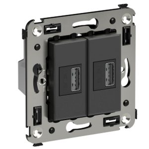 Зарядное устройство USB DKC Avanti в стену 5В,2,1А, черный матовый
