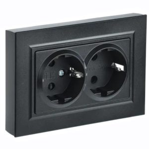 Розетка ИЭК BRITE 2х2P+E двойная Schuko 16А черный в сборе (РС12-3-БрЧ)