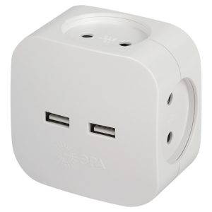 Разветвитель ЭРА SP-4-USB-W на 4 розетки 220В+2xUSB 2400мА без заземления 10А белый
