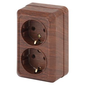 Накладная розетка Intro Quadro 2х2P+E Schuko 16А-250В IP20 венге 2-204-10
