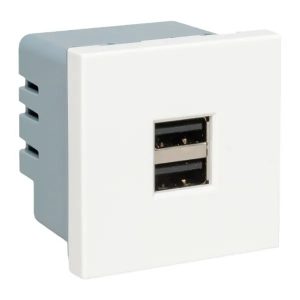 Розетка EKF C-Line USB тип А 2.1А 2 гнезда белая