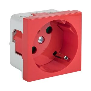 Розетка EKF C-Line 2P+E 45 градусов шторки винтовой зажим красная