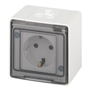 Розетка с заземлением открытой установки ЭРА Эксперт 11-2502-01 2P+E 16А шторки IP55 белый