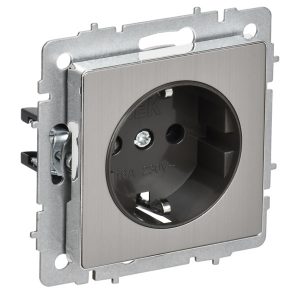 Розетка ИЭК BRITE 2P+E Schuko 16А металл хром/никель (РС11-1-0-БрГН)