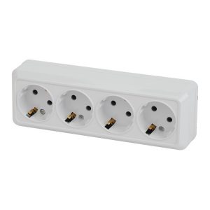 Накладная розетка Intro Quadro 4х2P+E 16А-250В IP20 белый 2-208-01