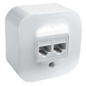 Накладная розетка телефон+компьютер Legrand Quteo RJ11/RJ45 Cat5 UTP белый