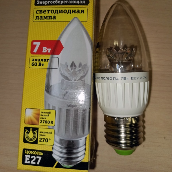 Светодиодная лампочка свеча Навигатор, мощностью 7 Ватт, с цоколем E27, теплый свет, прозрачная колба