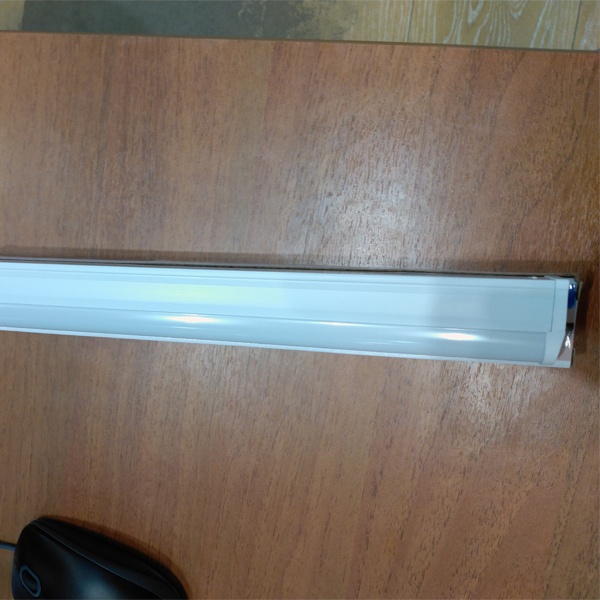 Светодиодный линейный светильник ЭРА с выключателем, мощностью 4 Ватта, холодный дневной свет