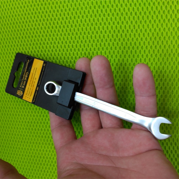 Ключ рожковый, накидной КВТ для монтажа резьбовых соединений, размером 9 мм