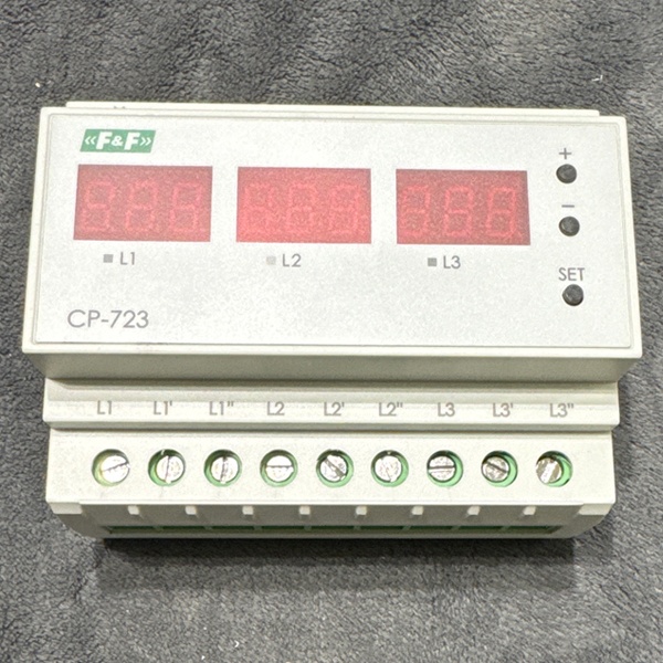 Шестимодульное реле контроля напряжения для трехфазной сети CP-723