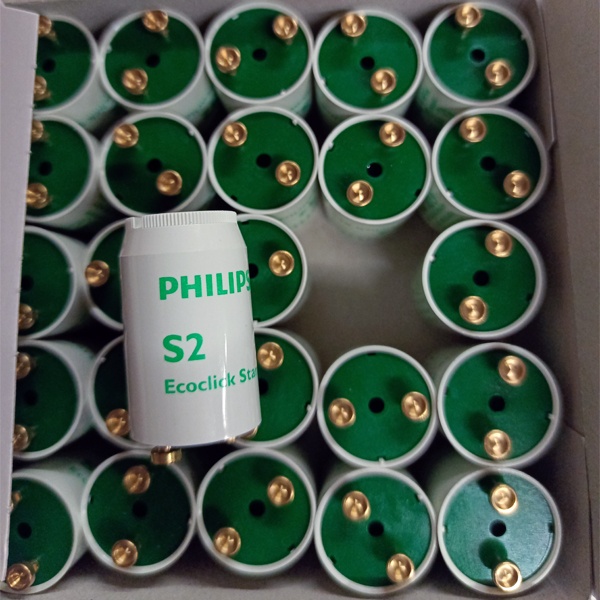 Стартер S2 компании PHILIPS для люминесцентных ламп мощностью 4-22 Ватта (упаковка 25 шт).