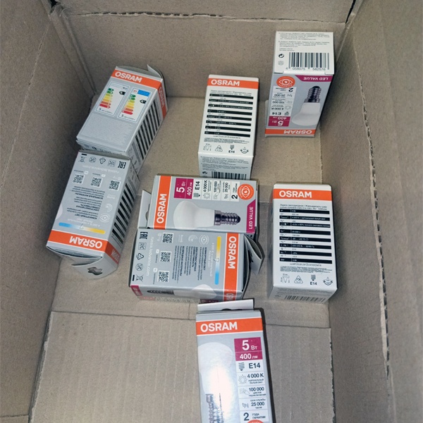 Светодиодная лампочка направленного света мощностью 5 Ватт с цоколем E14 белый свет