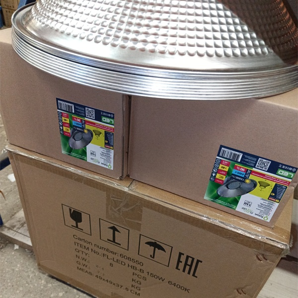 Подвесной светодиодный светильник LED HBA алюминиевый мощностью 150 Ватт холодного дневного света Foton lighting