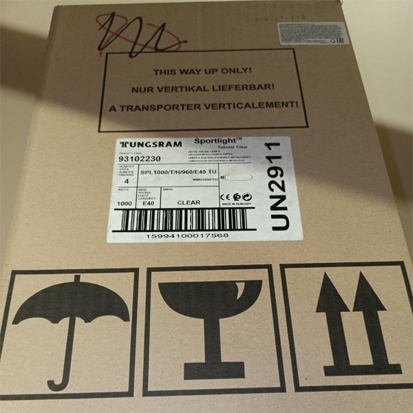 Металлогалогенная лампа Тунгсрам мощностью 1000 Ватт 220V 9.5A 6000K 85000lm горизонтальной установки с допустимым углом наклона 60°, с цоколем E40.