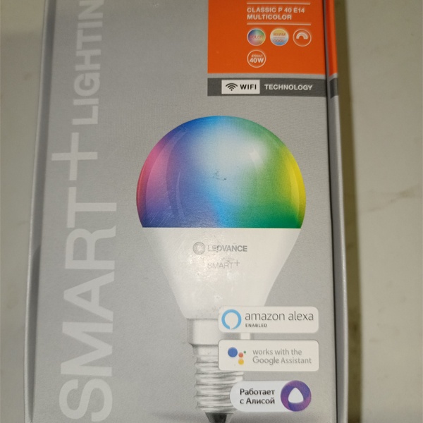 Светодиодная диммируемая WiFi (вайфай) лампочка Ледванс с изменением цветовой температуры (от теплого 2700К до холодного белого 6500К.), с настройкой до 16 миллионов цветовых оттенков, мощностью 5 Ватт, с цоколем E14