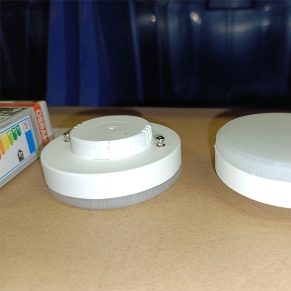 LED лампочка таблетка мощностью 10 Вт с цоколем GX53 теплый белый свет для натяжных потолков