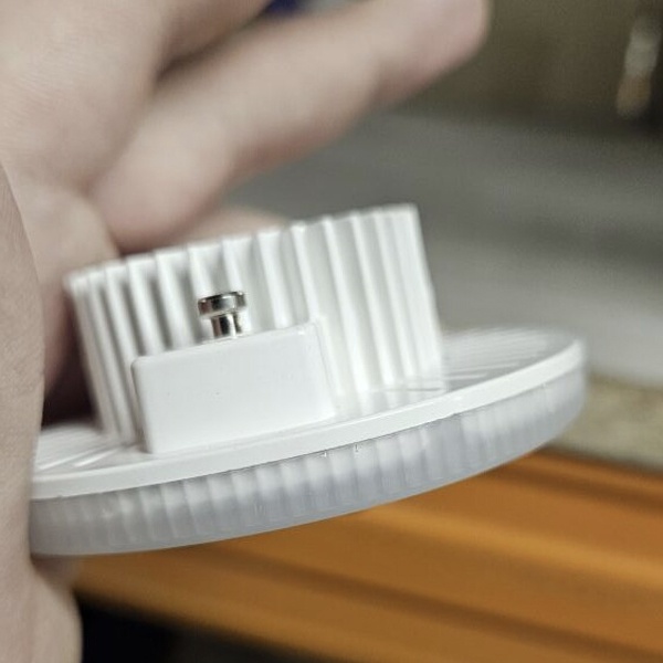 LED лампочка таблетка мощностью 8 Вт с цоколем GX53 холодный свет для натяжных потолков