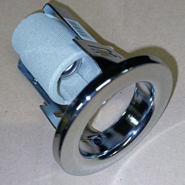 Точечный встраиваемый светильник хром под зеркальную лампу R39 патрон Е14 220 Вольт