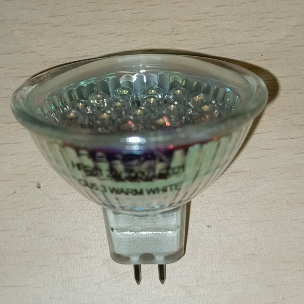 Энергосберегающая LED лампочка для точечных светильников, мощностью 2 Вт, с цоколем GU5.3 теплый белый свет