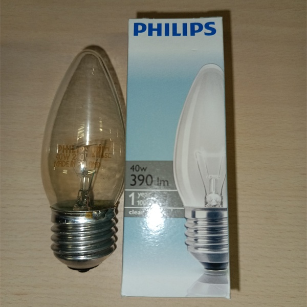 Обычная вольфрамовая лампа формы свеча мощностью 40 Вт на 220 Вольт с цоколем E27 общего назначения