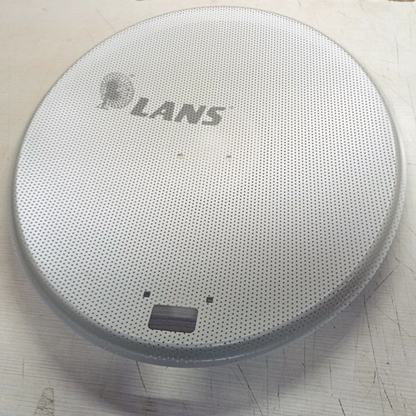 Антенна перфорированная офсетная с азимутальной фиксированной подвеской 60x65см. F/D=0.62. Уровень кроссполяризации: 25 дБ LANS