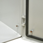 Корпус металлический навесной с монтажной панелью DEKraft ЩРНМ 2.0 1000х600х250 IP55 RAL7035