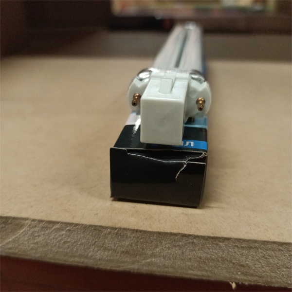 Компактная энергосберегающая лампа КЛЛ мощностью 11 Вт с цоколем G23 для светильников с ЭмПРА