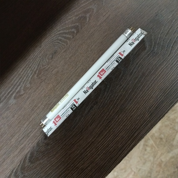 Двухцокольная лампа-трубка люминесцентная ЛЛ Т4 мощностью 6 Вт с цоколем G5 белого (дневного) света для ЭПРА