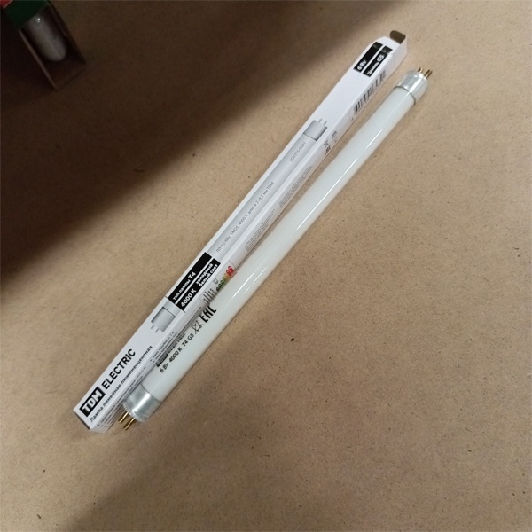 Двухцокольная лампа-трубка люминесцентная ЛЛ Т4 мощностью 6 Вт с цоколем G5 белого (дневного) света для ЭПРА