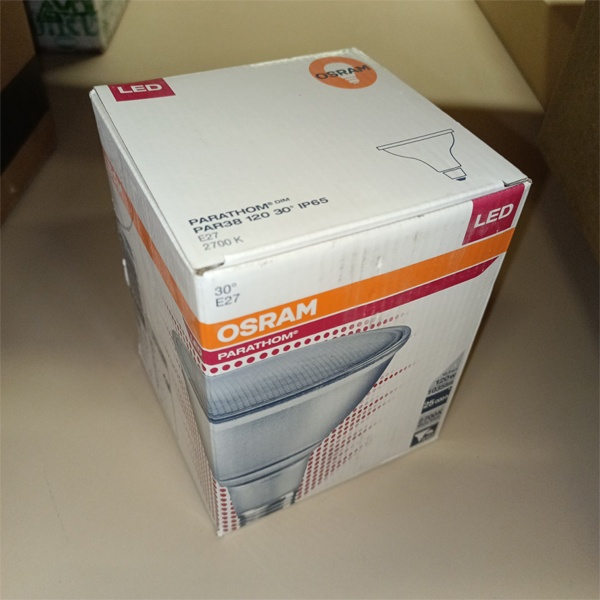 Светодиодная, диммируемая, рефлекторная лампочка Осрам, мощностью 12,5 Ватт, с цоколем E27, с углом излучения 30°, теплый свет фото 1