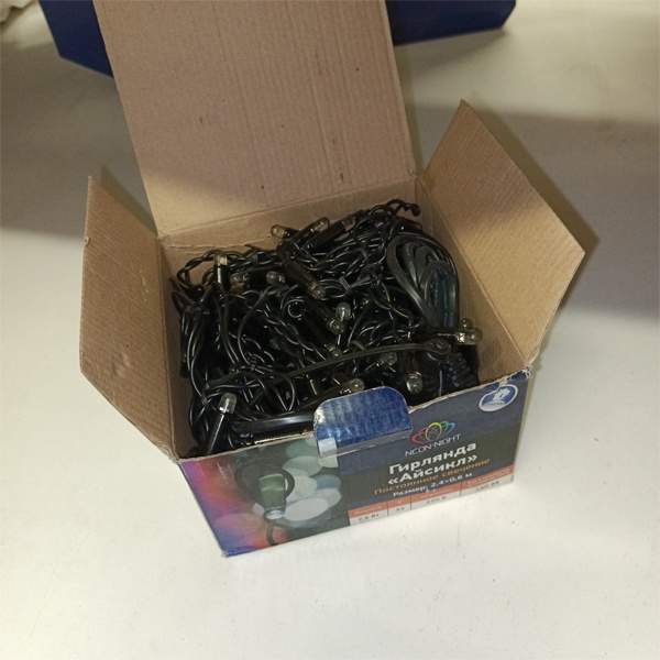 Уличная гирлянда Айсикл (бахрома) светодиодный, 2,4 х 0,6 м, черный провод, 230 В, 88 LED, теплый белый свет NEON-NIGHT