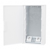 Щиток настенный слаботочный DKC FRAME 36 модулей с белой дверцей плата, розетки IP40 белый