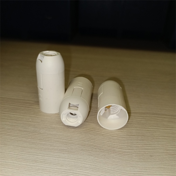 Патрон пластиковый ТДМ подвесного монтажа под лампы с цоколем E14, белого цвета