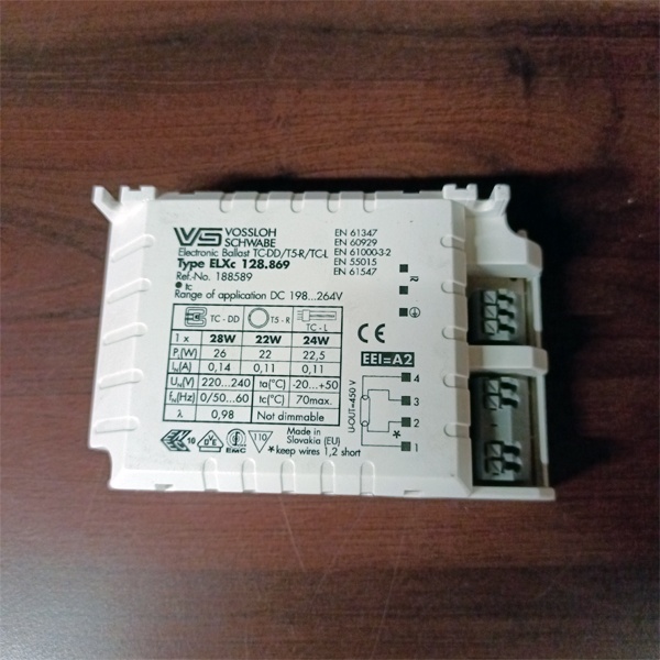 Электронный пускорегулирующий аппарат (ЭПРА) для лампы с цоколем 2GX13 2G10 2G11 GR10q мощностью 22 Ватта.