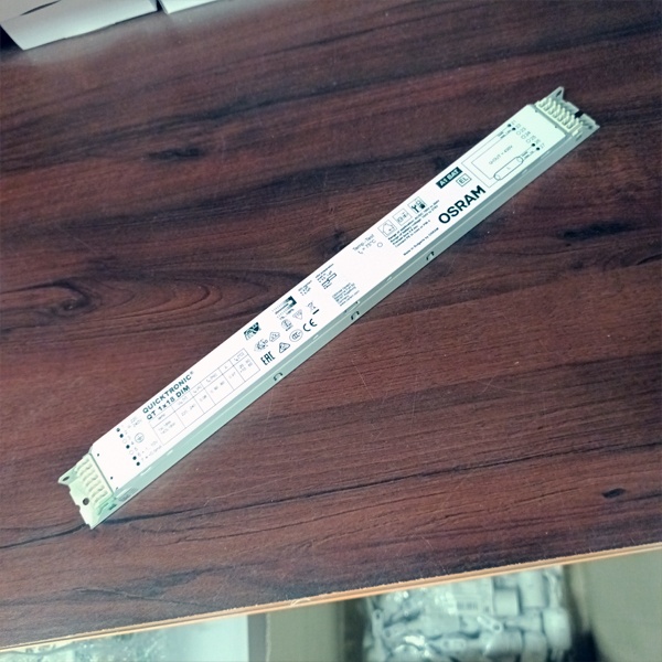 ЭПРА для люминесцентных и компактных люминесцентных ламп, с функцией диммирования, Осрам QT 1x18 для ламп T8 L 18 W и Dulux L 18 W