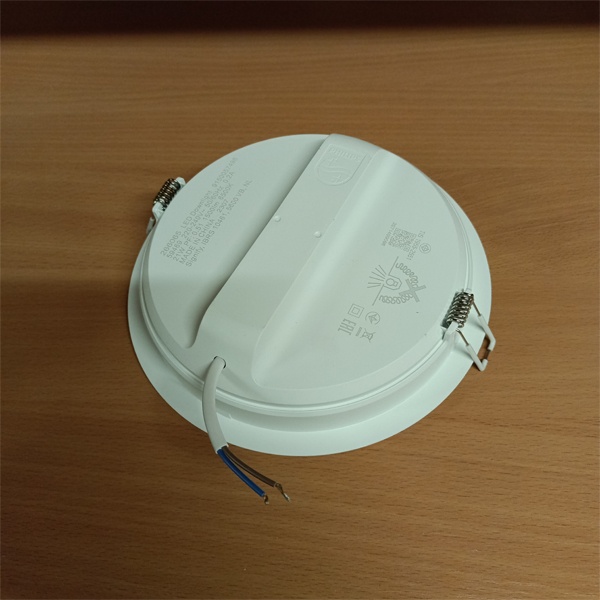 Встраиваемый светодиодный светильник круглой формы Филипс Даунлайт Мейсон, мощностью 21 Ватт, холодный белый свет