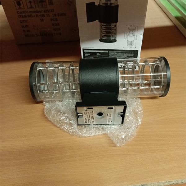 Светильник садово-парковый Feron DH0802, на стену вверх/вниз, E27 230V, черный